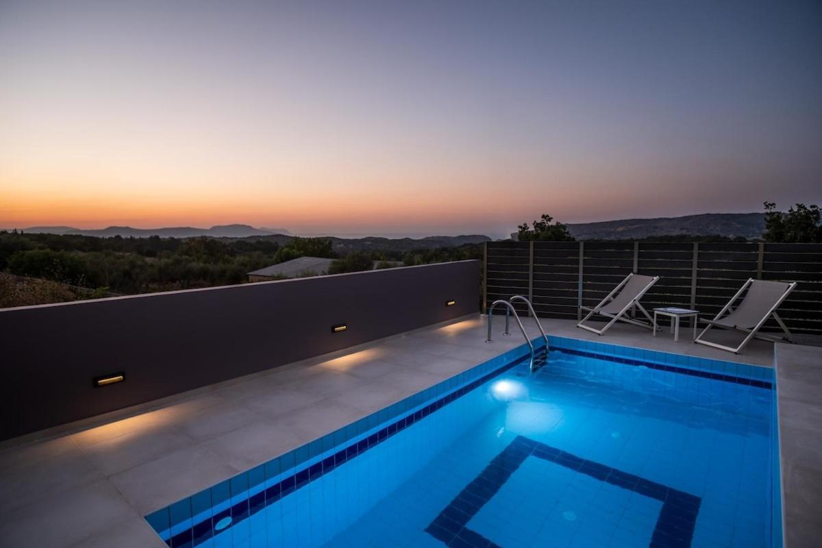 Villa Karouzo - With Private Pool *